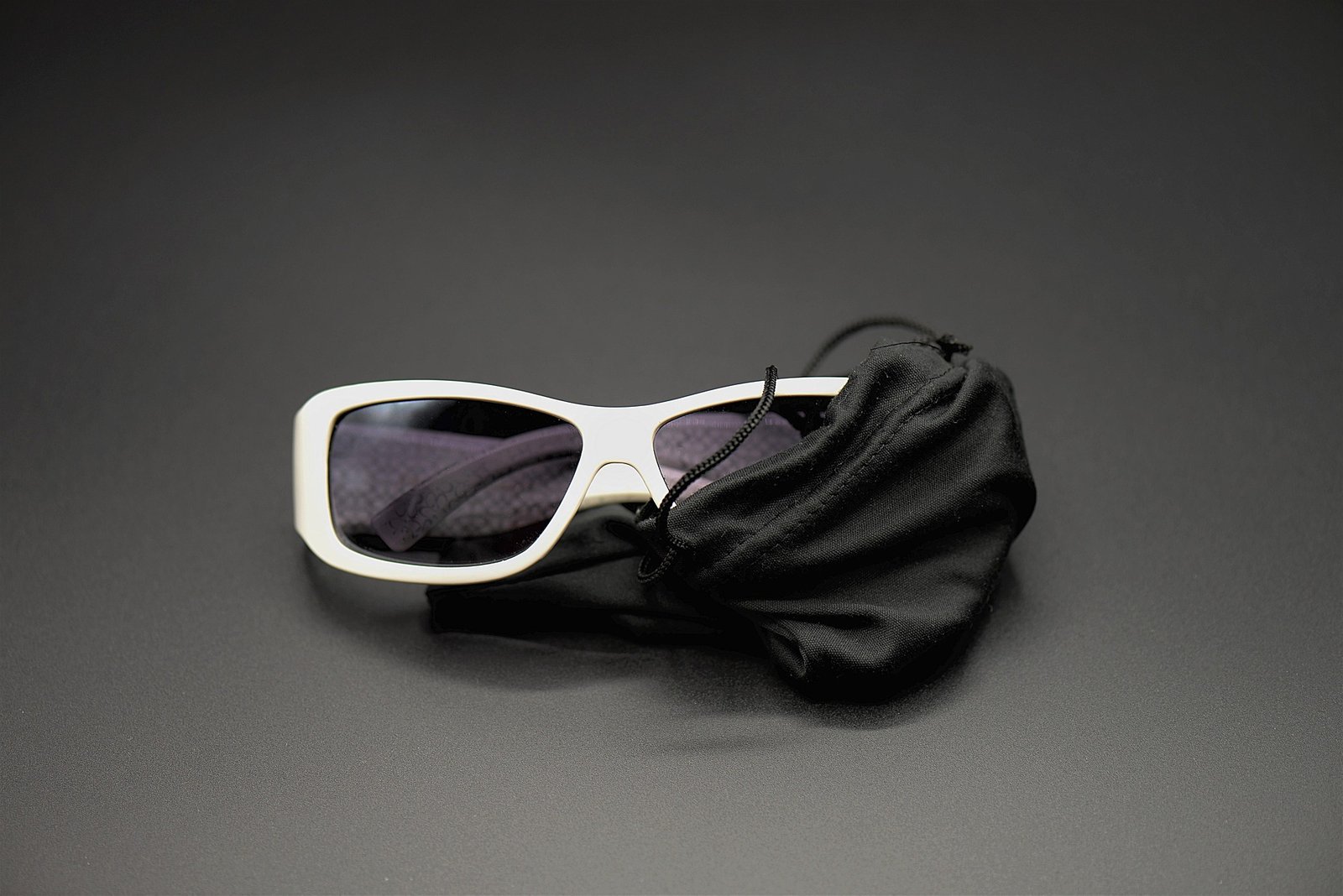 Amazing Ultimate Guide to Glasses: how to Chose The Perfect Pair